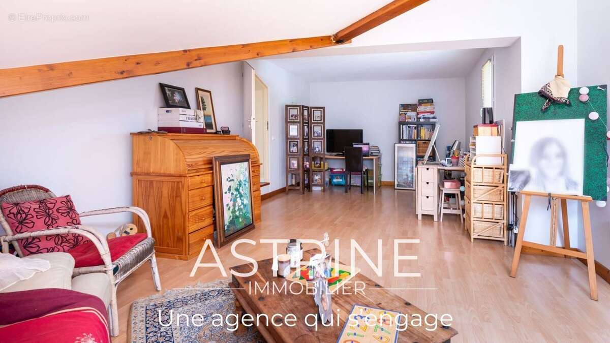 Maison à JARDIN