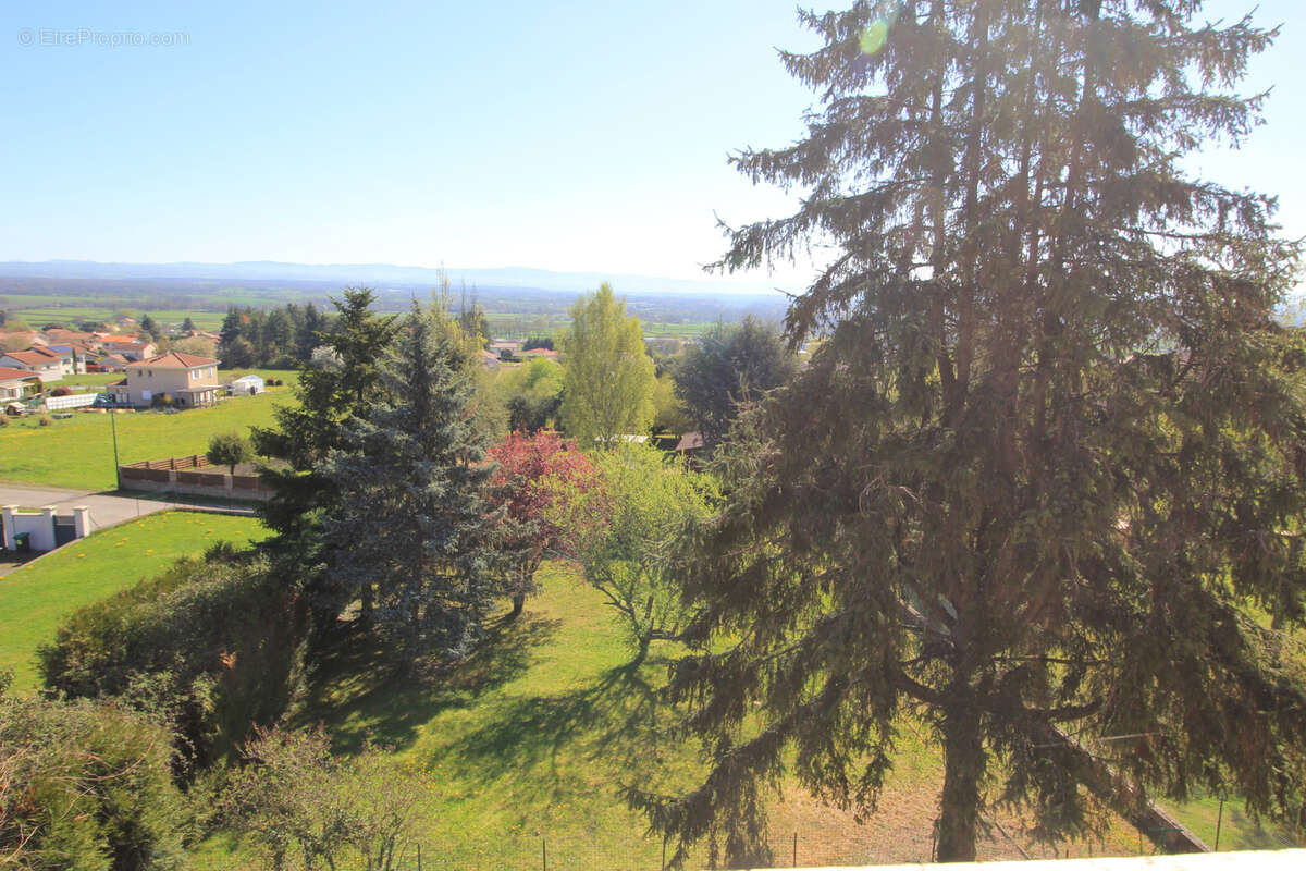 Maison à SAINT-GERMAIN-LAVAL