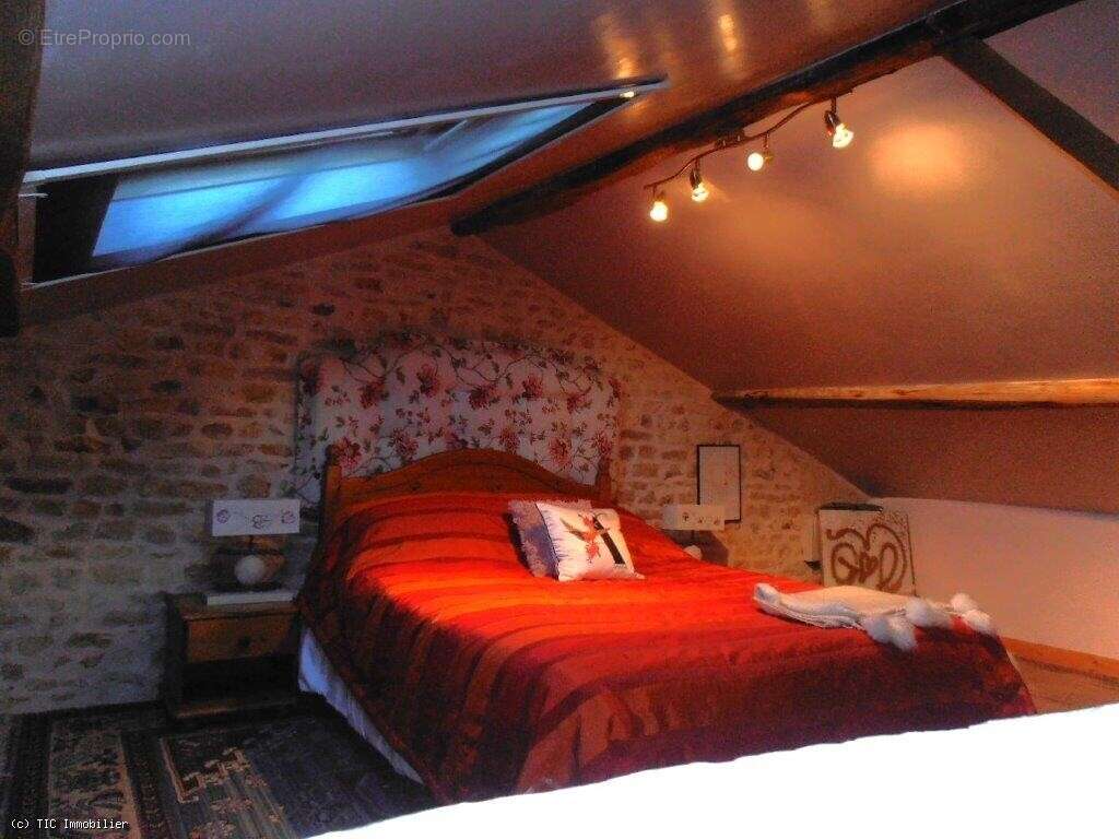 Maison à SAUZE-VAUSSAIS