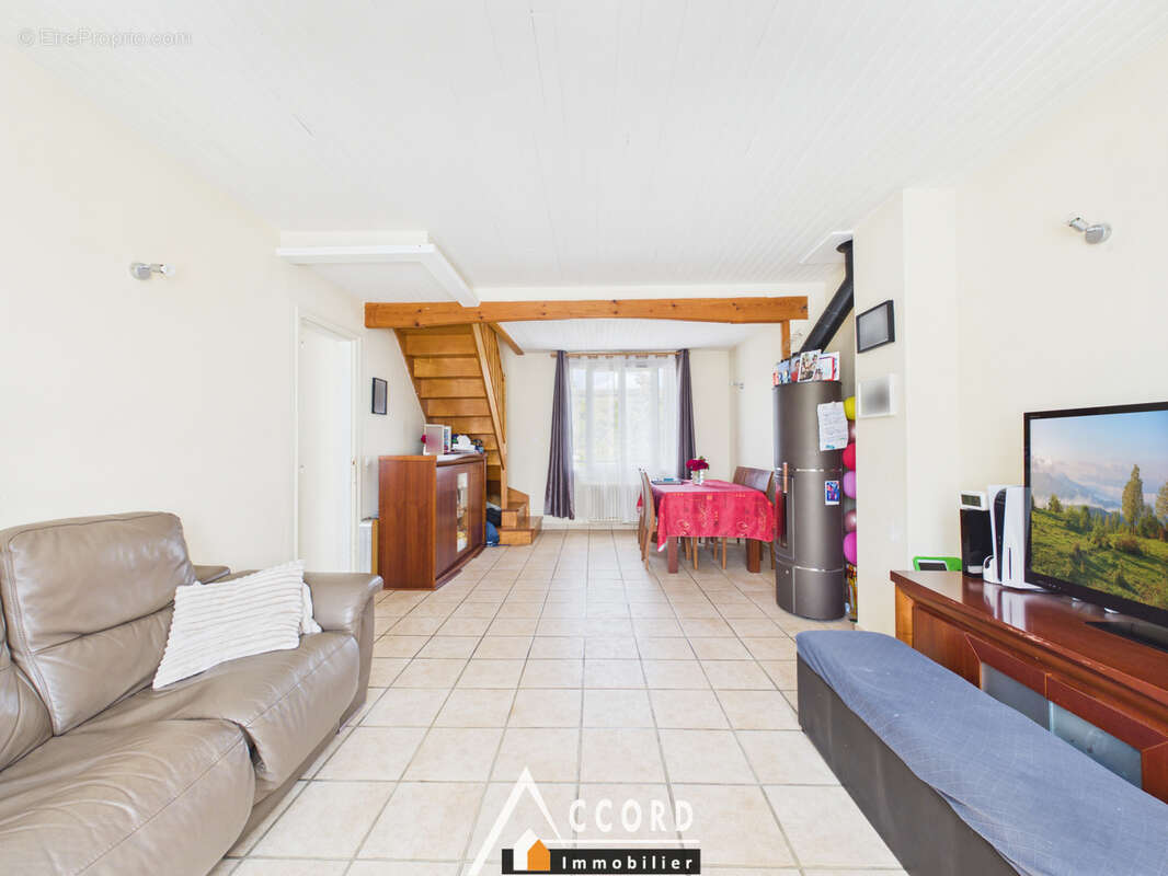 Maison 5 pièces 100 m2 - photo 3