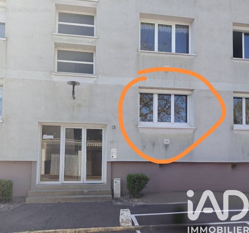 Photo 1 - Appartement à MAINVILLIERS
