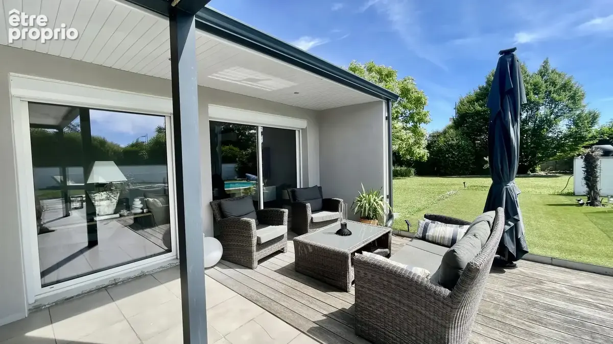 Superbe Villa familiale avec piscine, jardin paysagé et terrain de pétanque / visite virtuelle. - photo 8