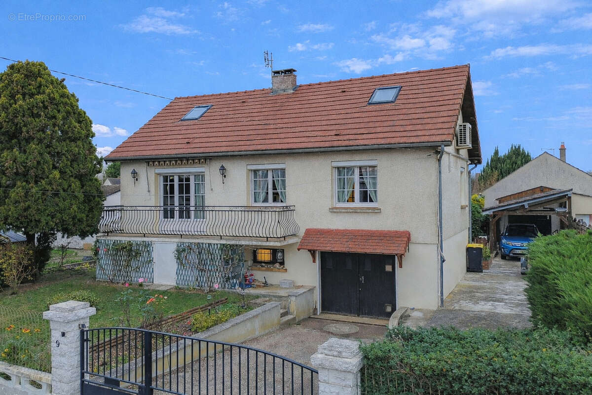 Maison à GURGY