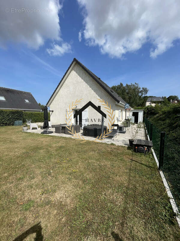 Maison 110 m² à Criquetot-L'esneval  - photo 5