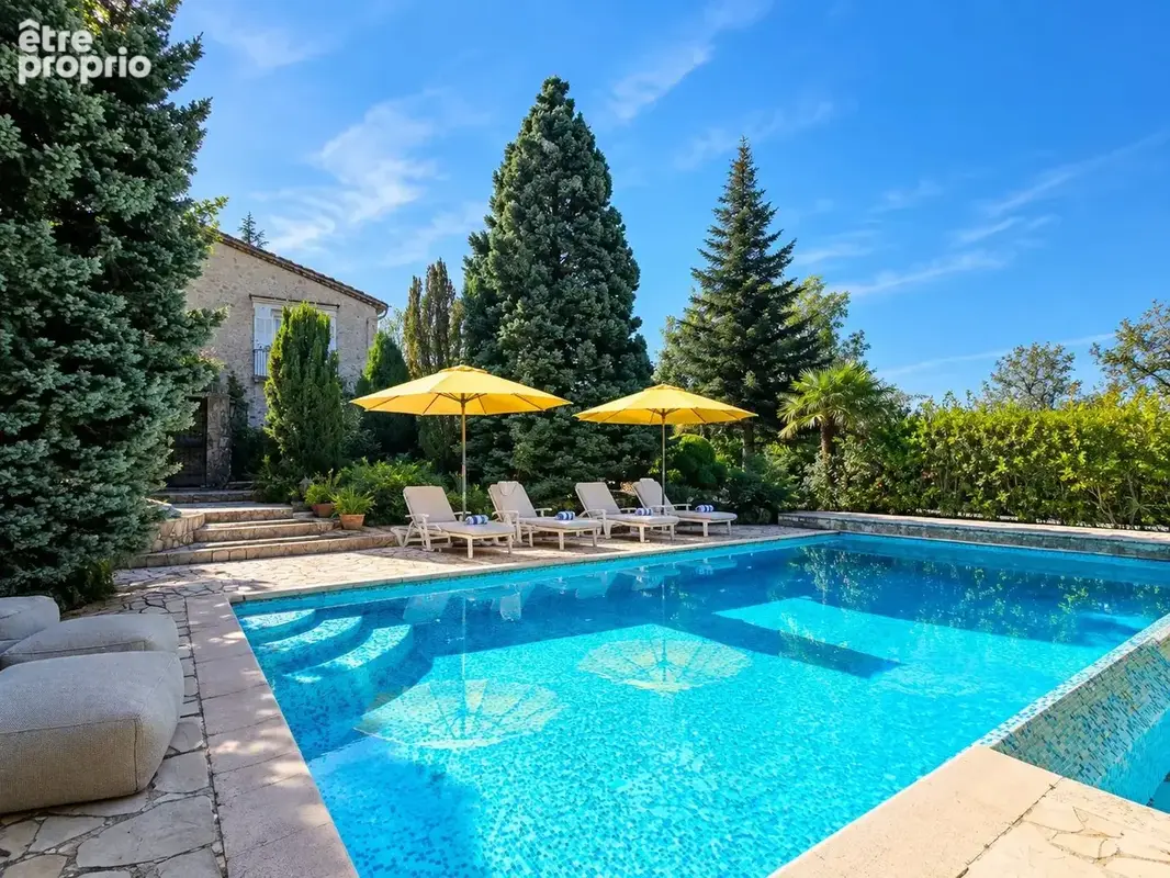 Authentique villa provençale en pierre avec piscine & jardin méditerranéen - photo 2