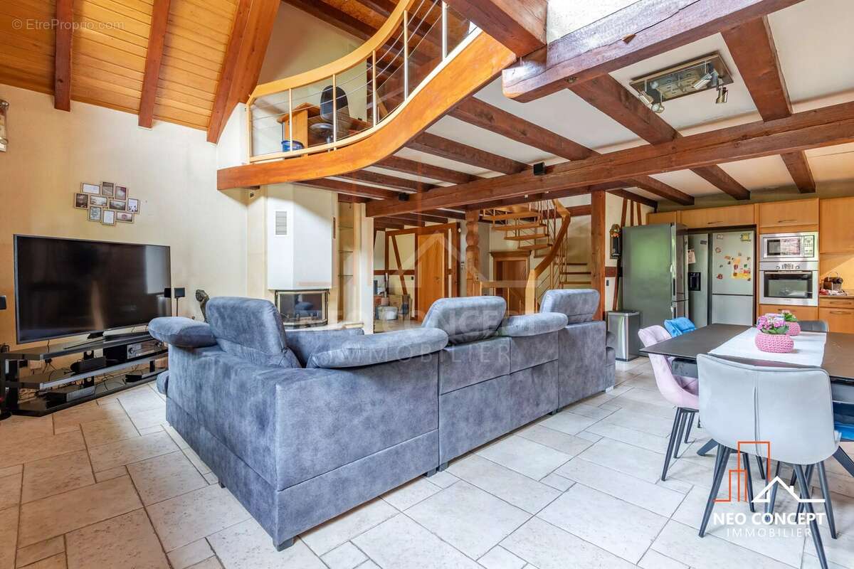 À vendre – maison de caractère avec piscine couverte – la wantzenau - photo 8