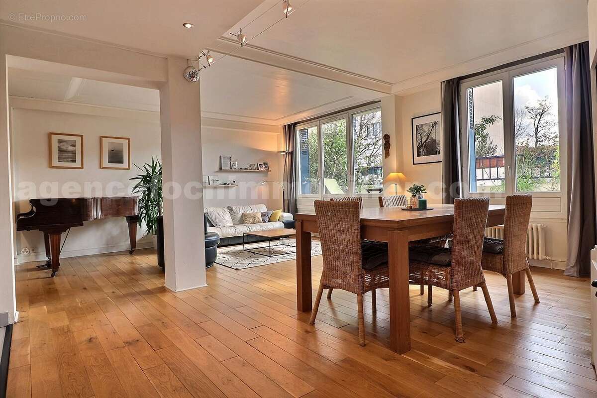CHVH5 - Appartement à SAINT-MAUR-DES-FOSSES