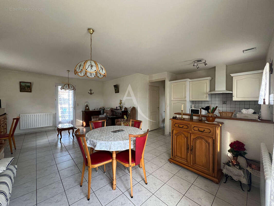 Maison à LONGEVILLE-SUR-MER