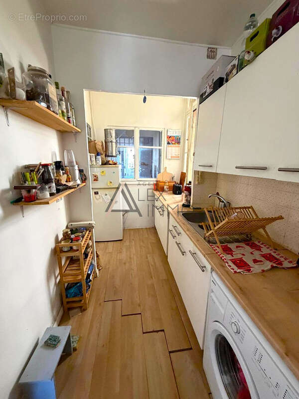 Appartement 2/3 pièces - 64,27 m2- Marseille 8ème - 265 000 € * - photo 3