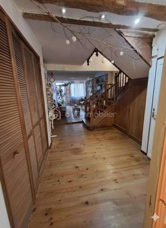 Maison à LA BASTIDE-DE-SEROU