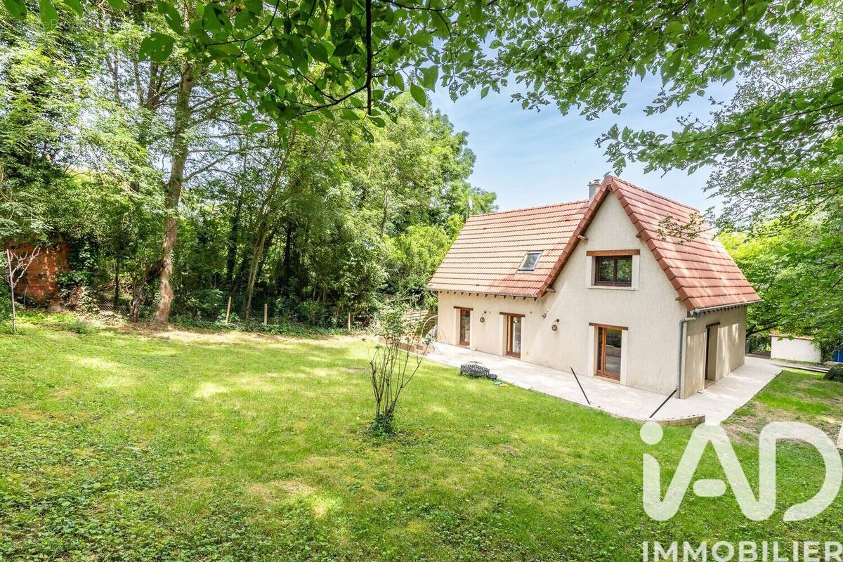 Photo 1 - Maison à LINAS