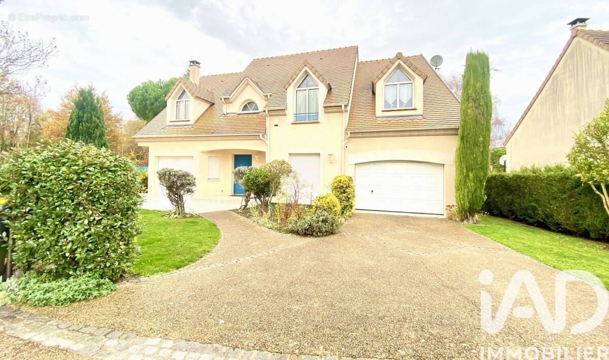 Photo 1 - Maison à MILLY-LA-FORET