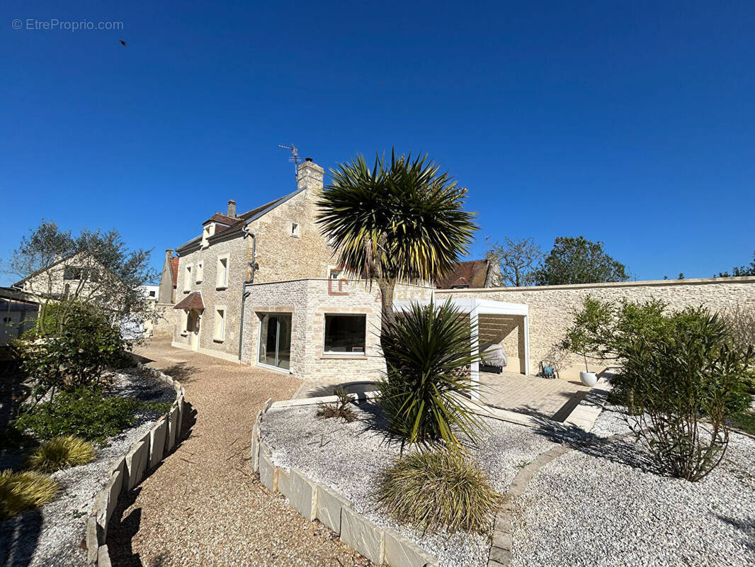 Maison à SOLIERS