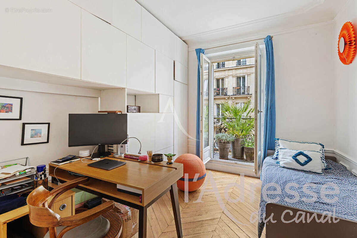 Appartement à PARIS-10E