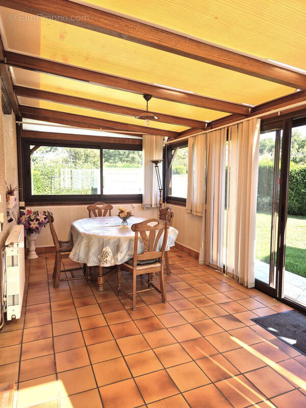 Maison 125 m² à Le Chatelet-En-Brie  - photo 3
