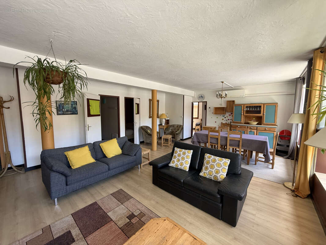 Appartement à BOZEL