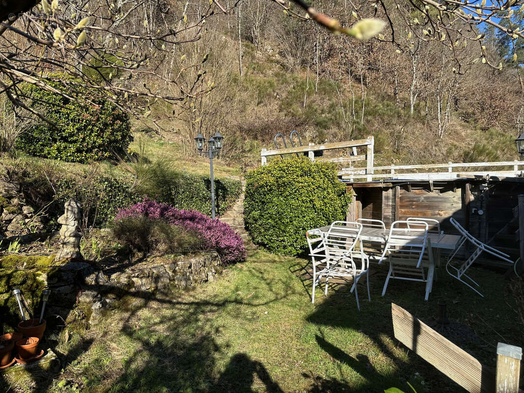 Maison à SAINT-PIERRE-SUR-DOUX