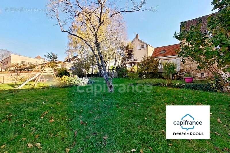 Maison à MARCILLY-SUR-TILLE