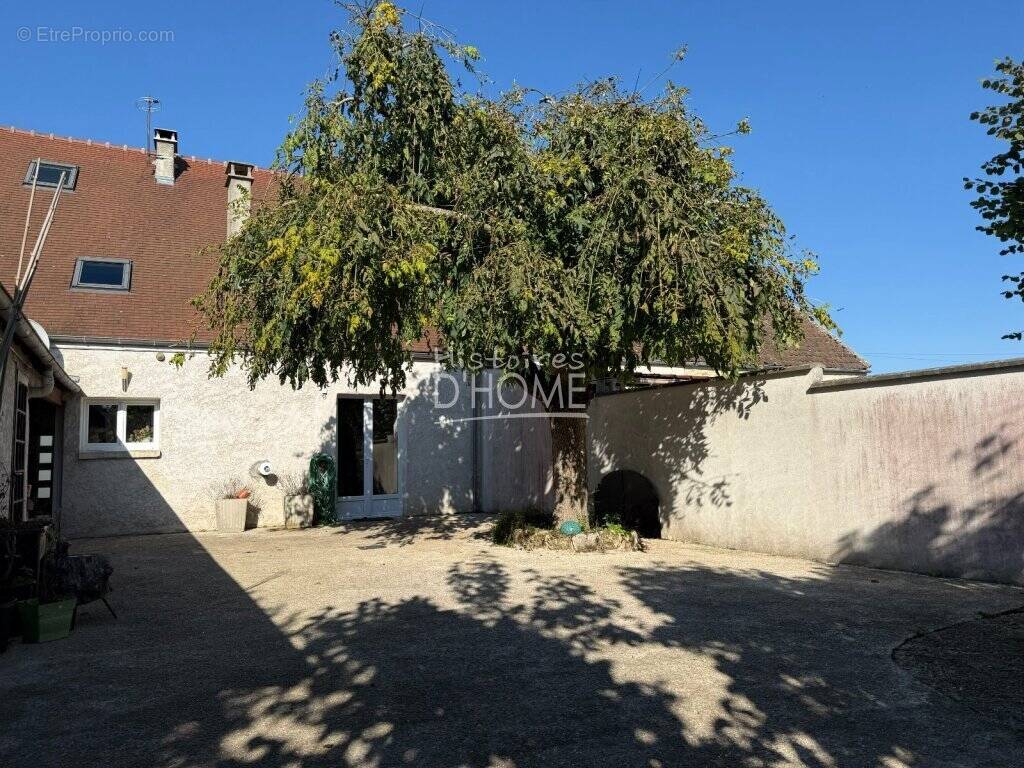 Maison à ROZAY-EN-BRIE