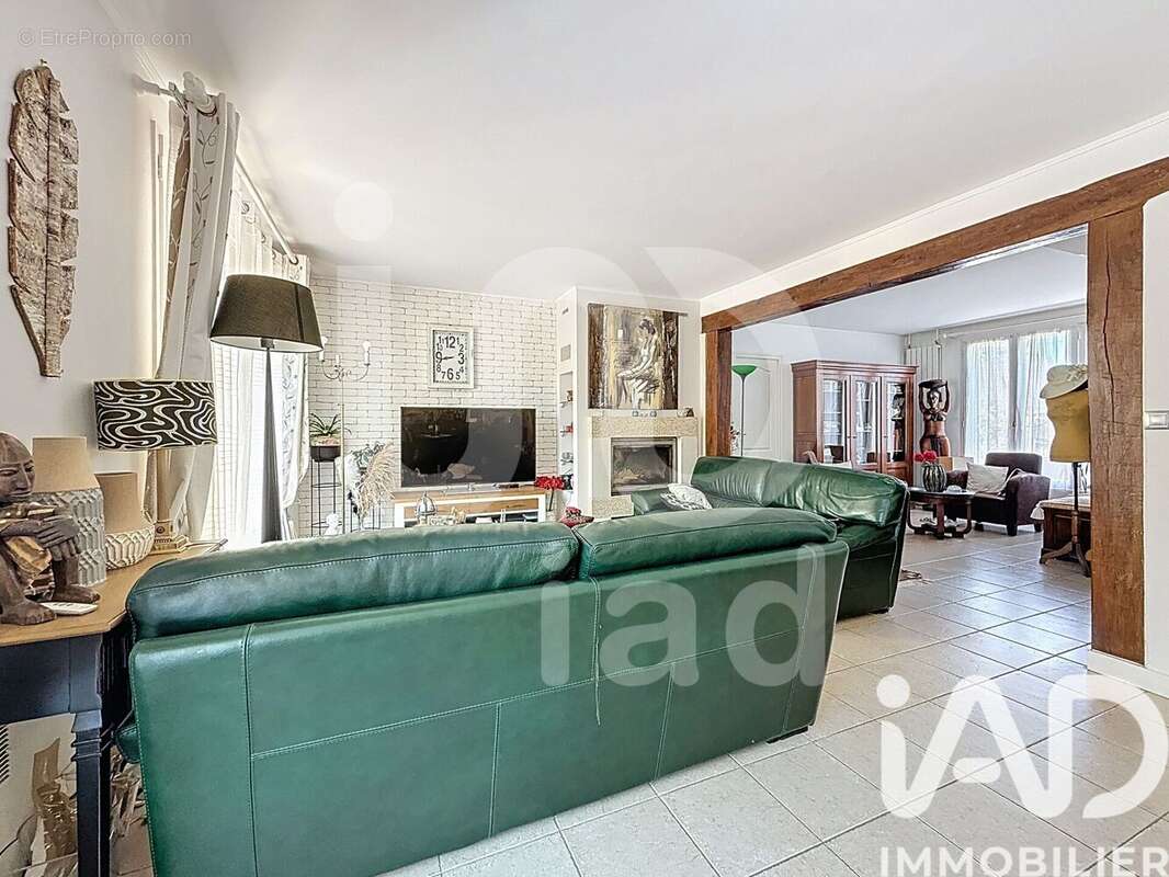 Photo 2 - Maison à PONTAULT-COMBAULT