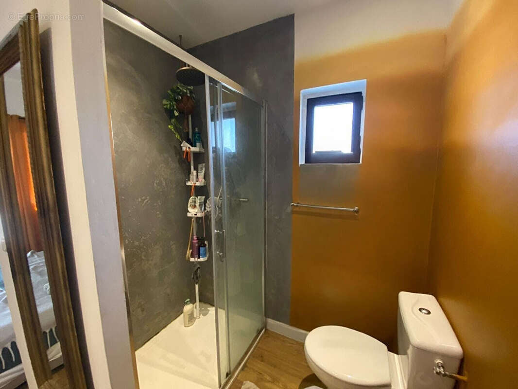 Maison à L'ISLE-SUR-LA-SORGUE