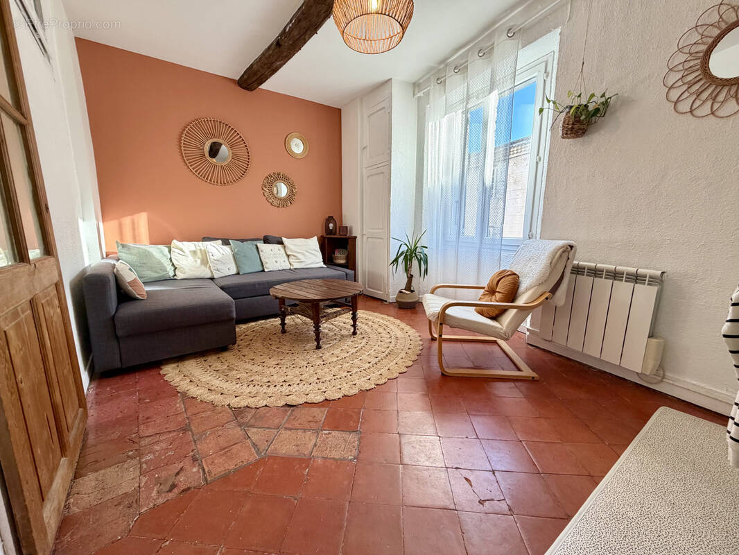 Appartement à MEYRARGUES