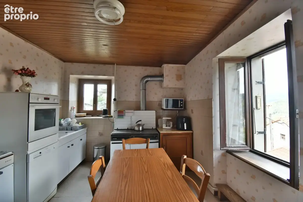 Maison à vendre 9 pièces ROCHEPAULE (07) - photo 6
