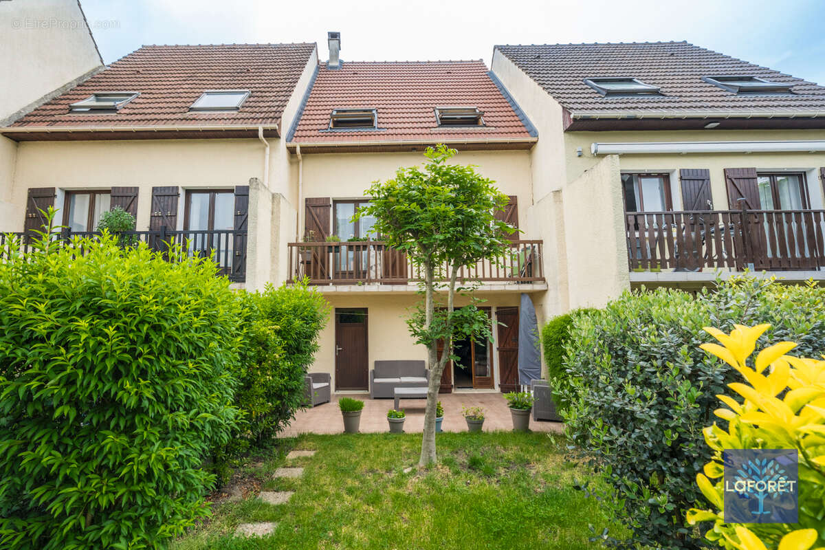 Maison à LIVRY-GARGAN