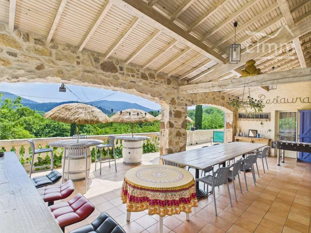 Maison à MOLIERES-SUR-CEZE