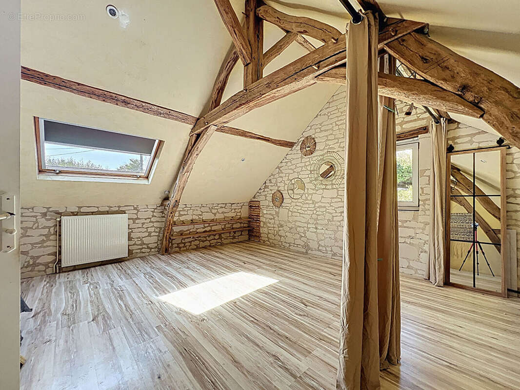 Maison Doué en anjou 4 pièce(s) 139 m2 - photo 12