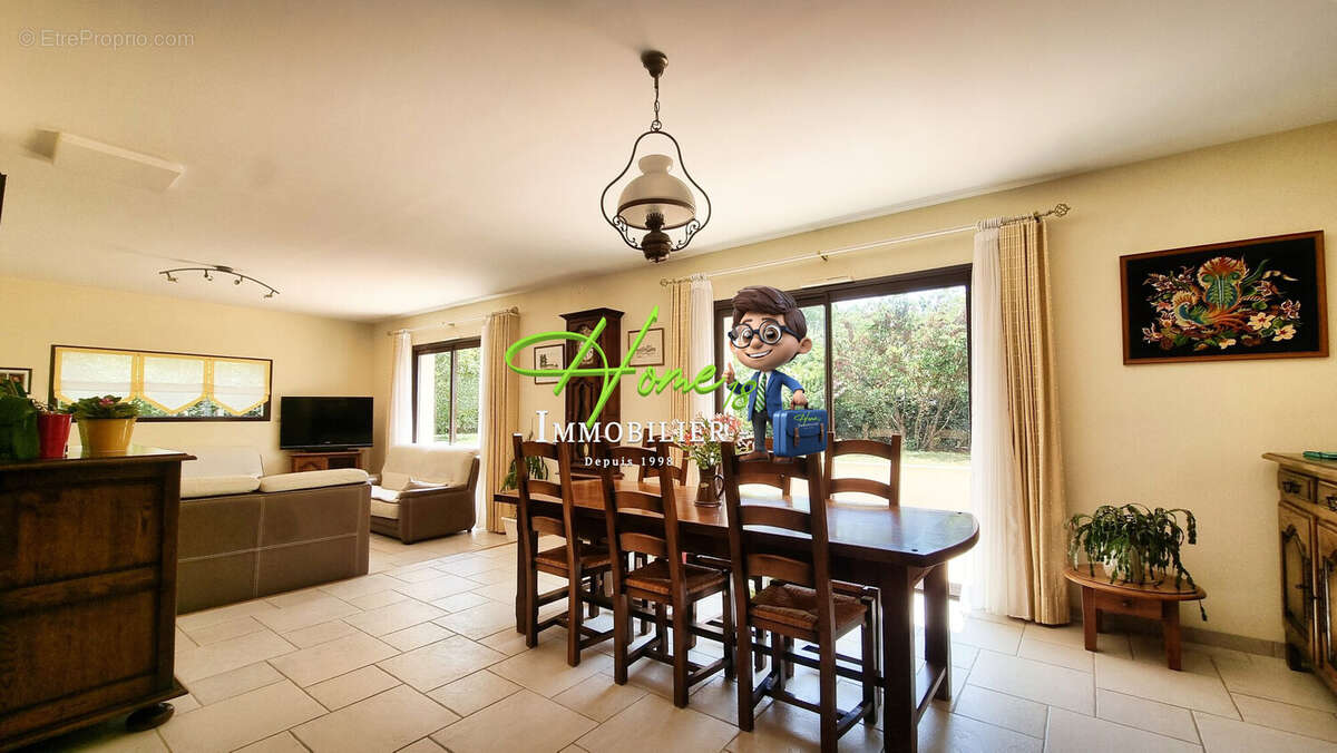 Maison à SAINT-MICHEL-DE-VOLANGIS