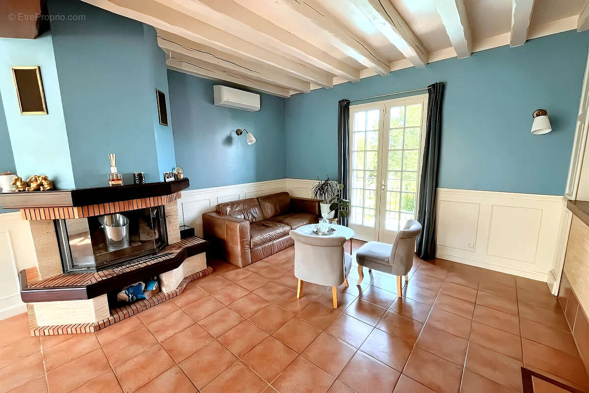 Maison à NANTEUIL-LES-MEAUX