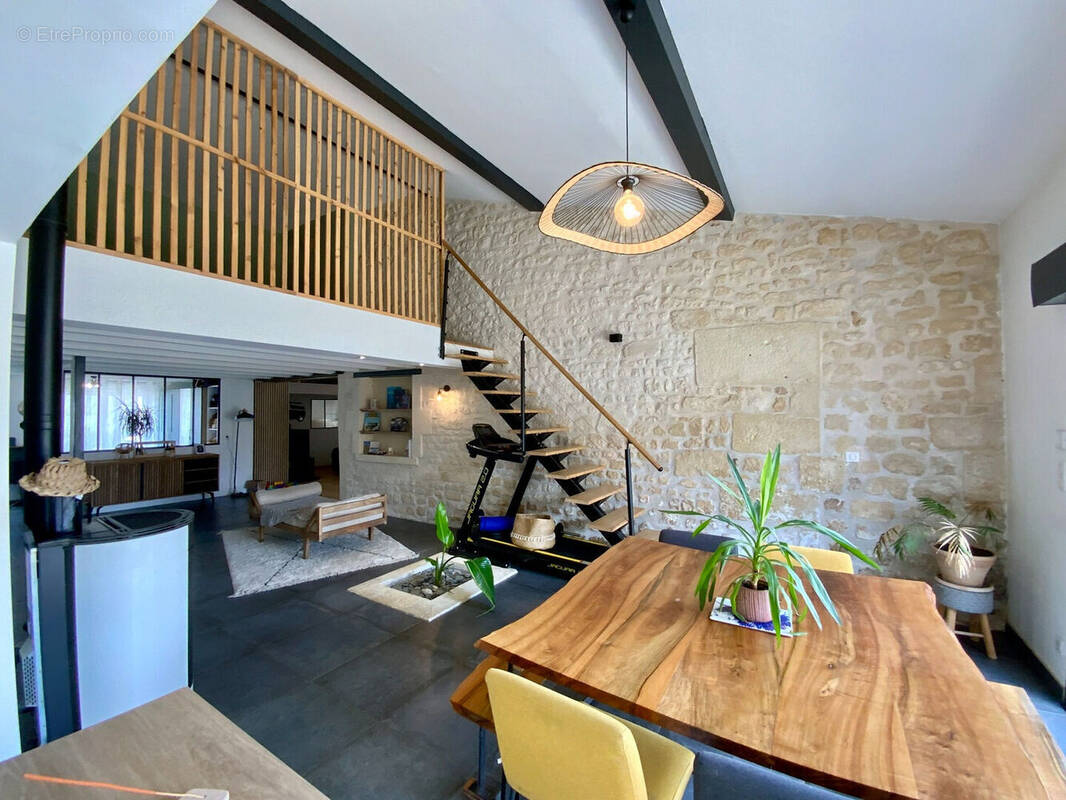 Maison Pons 6 pièce(s) 181 m2 - photo 1