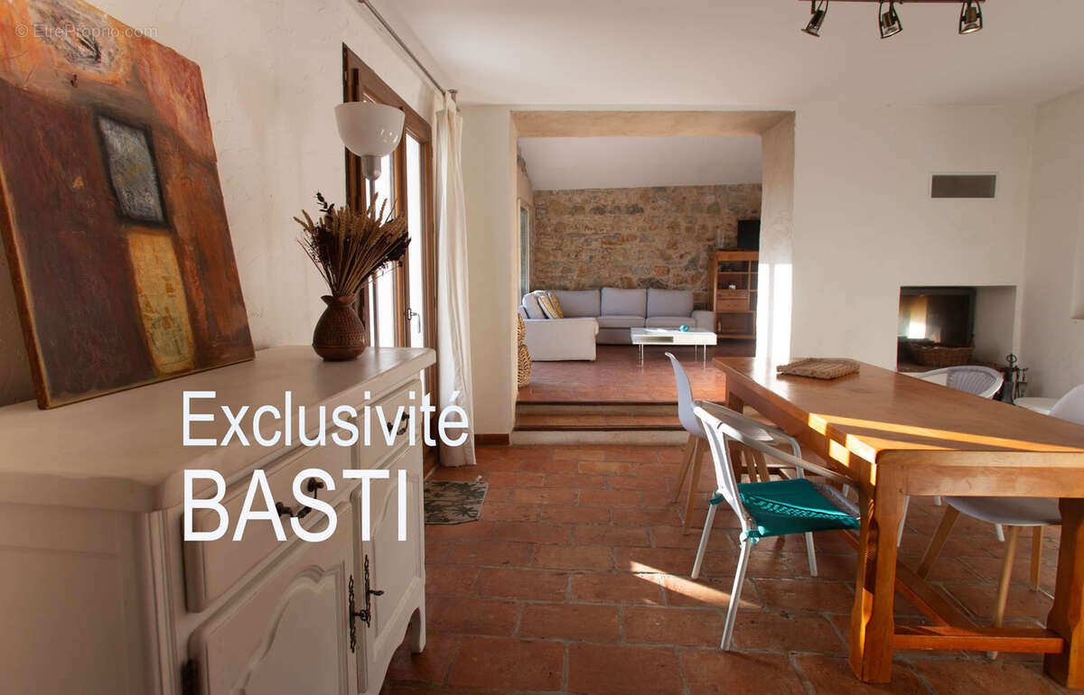 Maison à DRAGUIGNAN