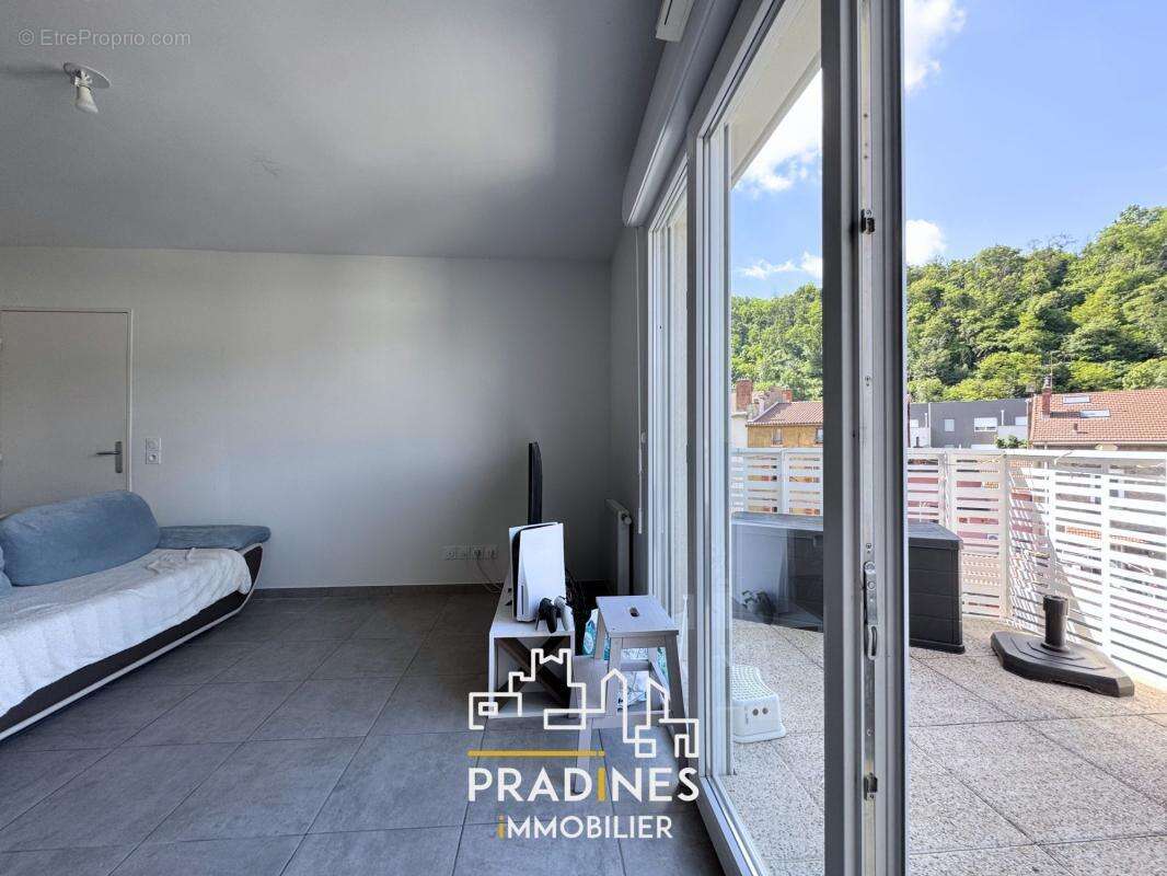Appartement à GIVORS