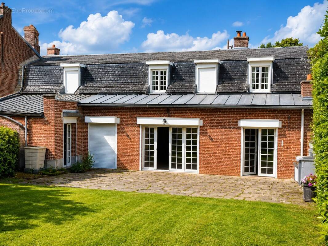 Maison à ROMERIES