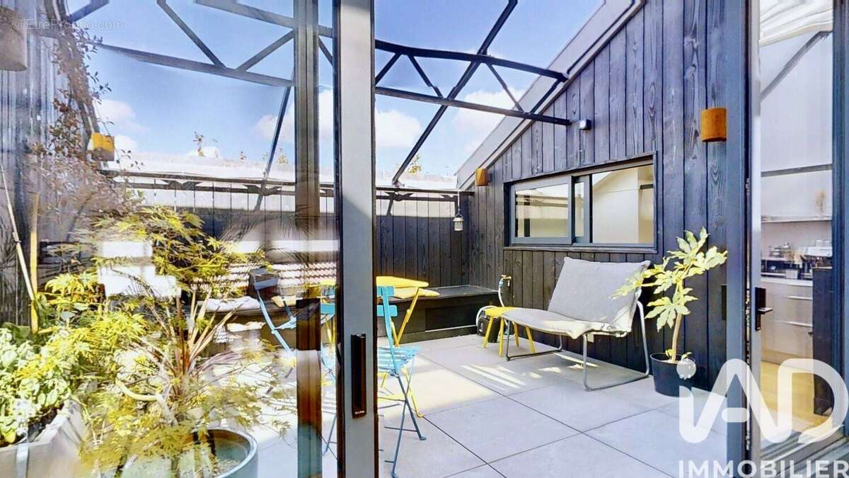 Photo 2 - Commerce à PANTIN