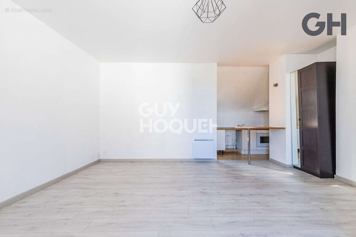 Appartement à CHARTRETTES