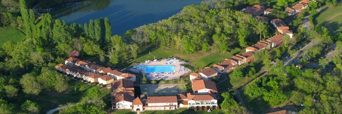 T2 clé en main avec jardin privatif & piscine chauffée - photo 12