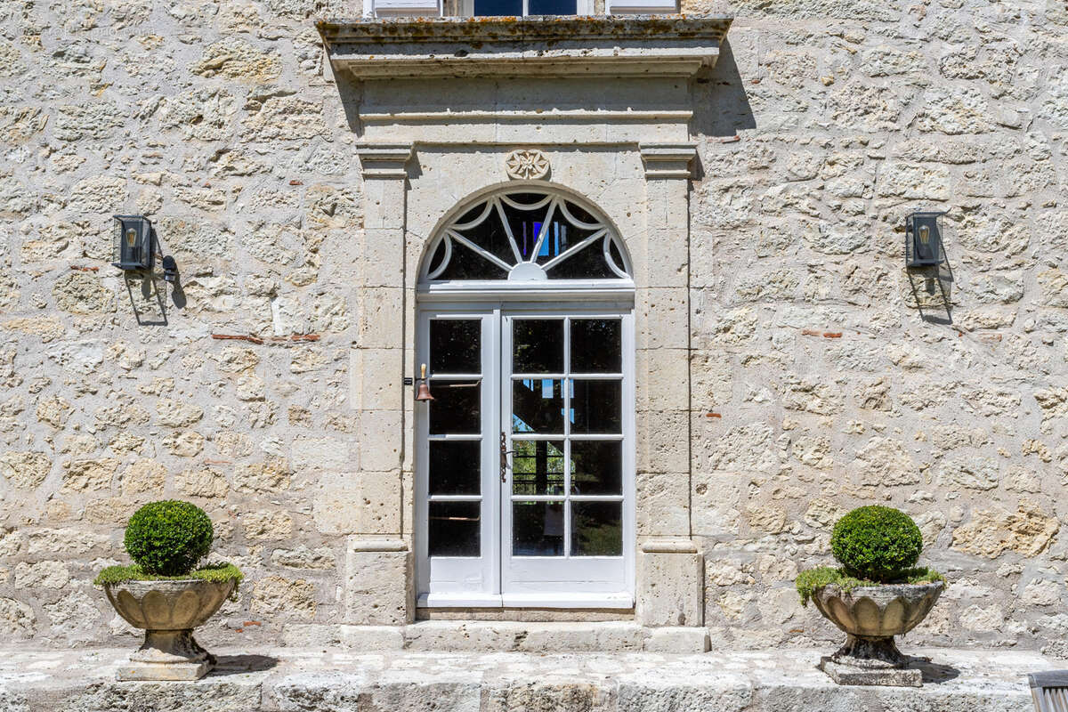 Maison à SAINTE-COLOMBE-DE-VILLENEUVE