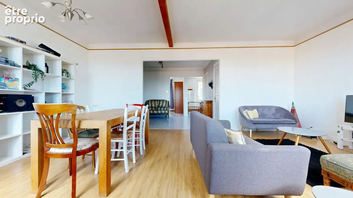 Appartement 4 pièces 81 m² à vendre à Villeurbanne (69100) - photo 5