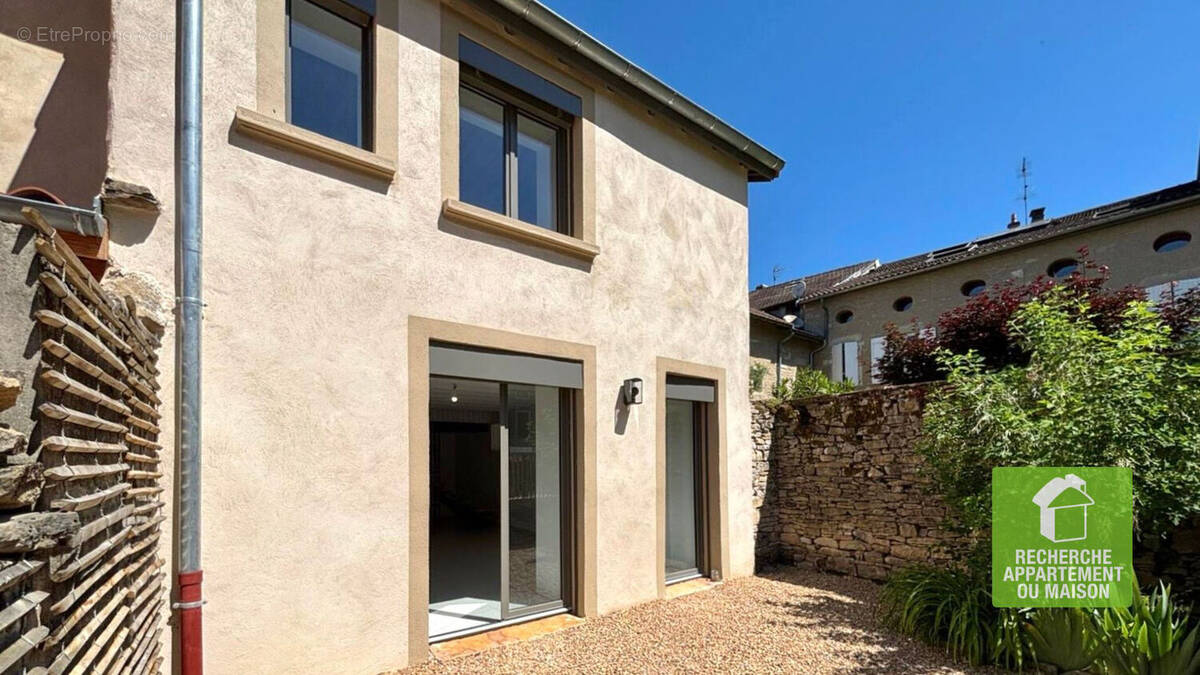 Maison à CREMIEU