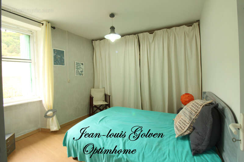 Maison à VERSOLS-ET-LAPEYRE