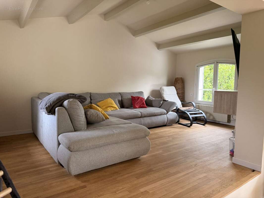 Maison 113 m² à Cozes  - photo 7