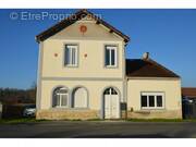 Appartement à MOULIN-NEUF