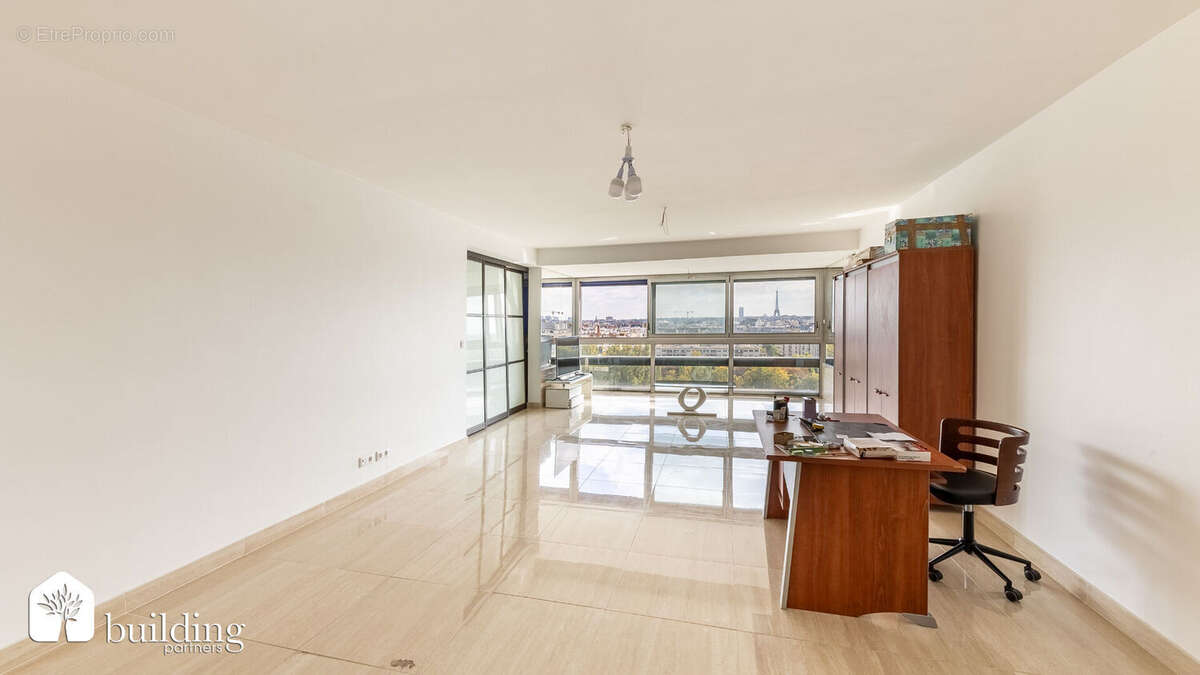 Courbevoie Front de Seine - Appartement 5 pièces de 155,63 m² - photo 3