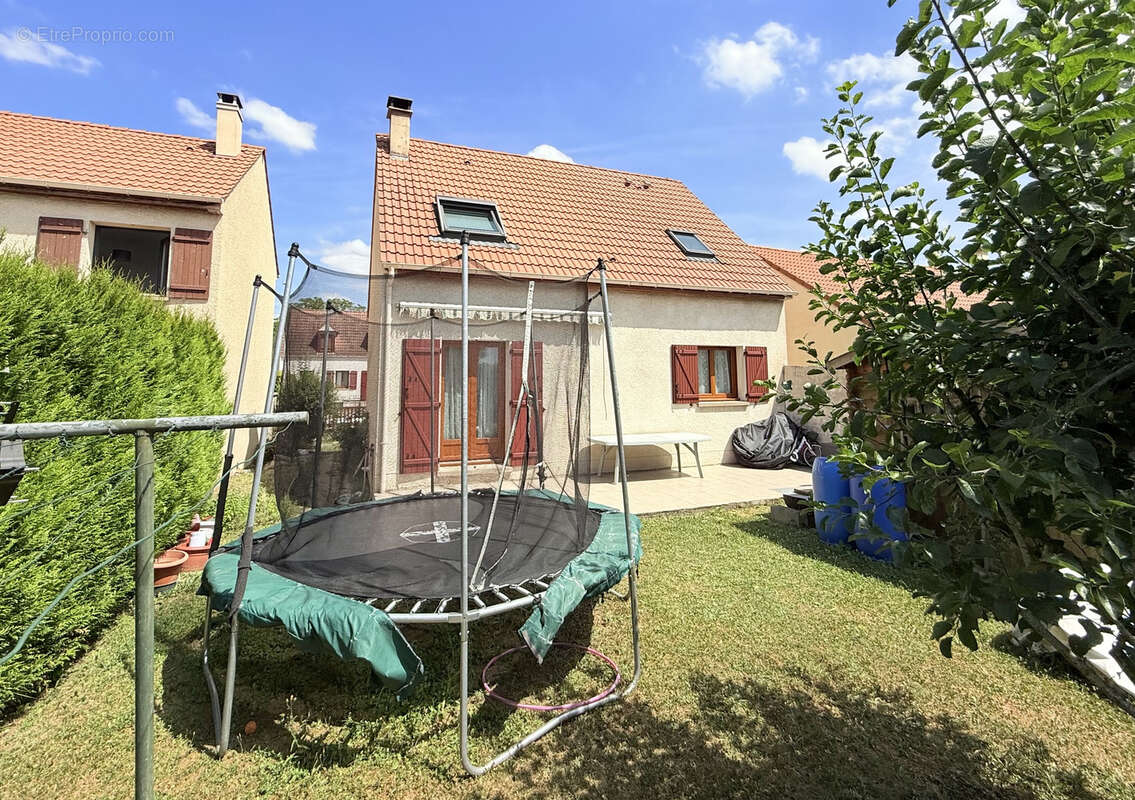 - Maison 4 chambres avec s/sol - - photo 13