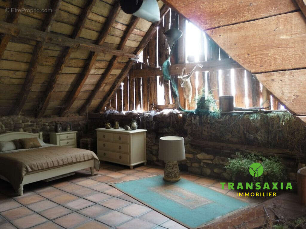 Maison 85 m² à Saint-Lary  - photo 5