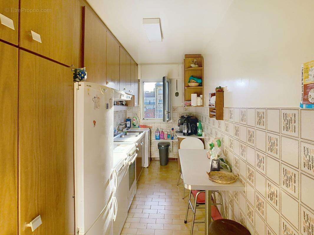 Appartement à ISSY-LES-MOULINEAUX