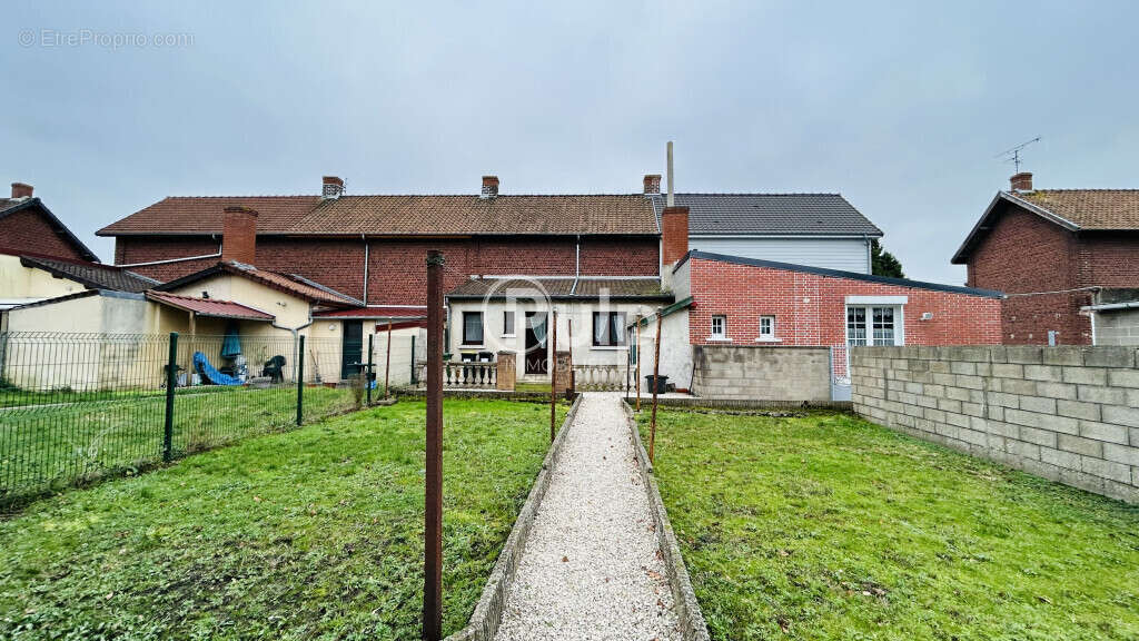 Maison à ISBERGUES